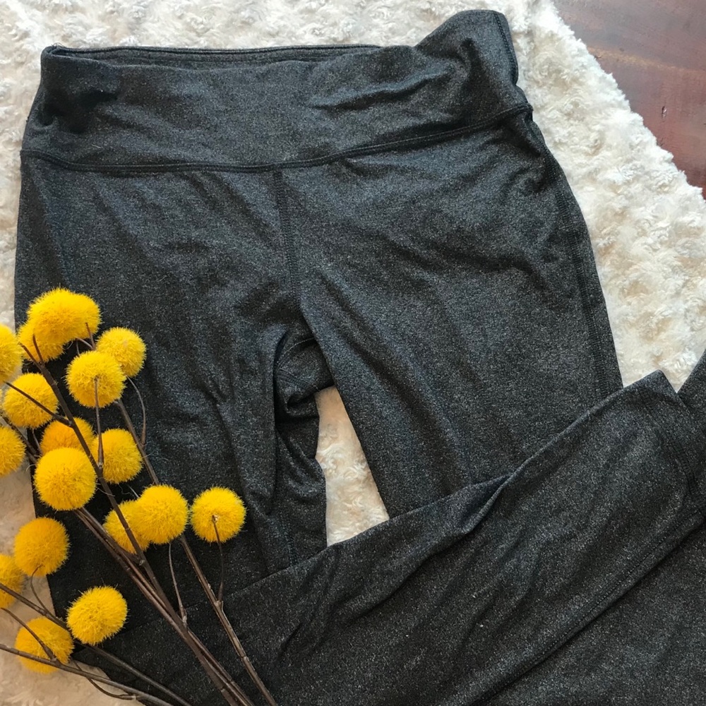 90 degree by Reflex charcoal gray leggings, M